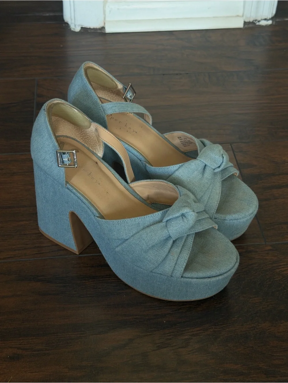 Copper Key bold platform